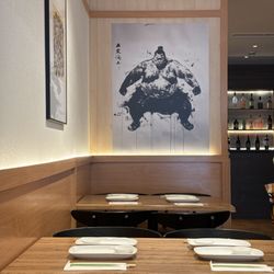 Sushi & Momo Zone - Ambiance