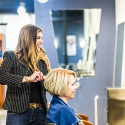 Ania Hair Studio - Cheri blow dry