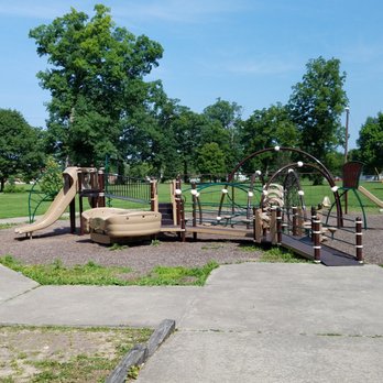 Heekin Park - playground on the western half - Parks Near Me - Muncie, Indiana