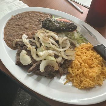 Tixteco Mexican Restaurant - Carne asada plate - Mexican Near Me - Omaha, Nebraska Tixteco Mexican Restaurant - Carne asada plate - Mexican Near Me - Omaha, Nebraska