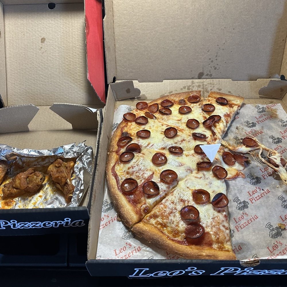 Leo's Pizzeria - Large cheese pizza & Single Wings (10) - Pizza Near Me - Lancaster, New York