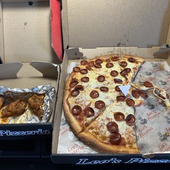 Leo's Pizzeria - Large cheese pizza & Single Wings (10) - Pizza Near Me - Lancaster, New York
