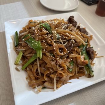 Little Ring Cafe - Hong Kong Style Cafe Near Me - Markham, Ontario