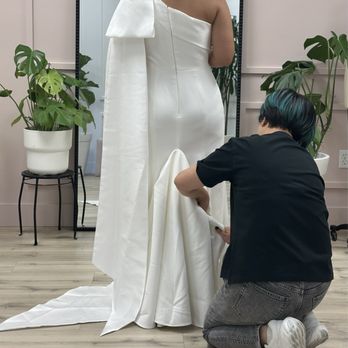 18/11 Craft Studio - Added bustles - Sewing & Alterations Near Me - Santa Clara, California 18/11 Craft Studio - Added bustles - Sewing & Alterations Near Me - Santa Clara, California
