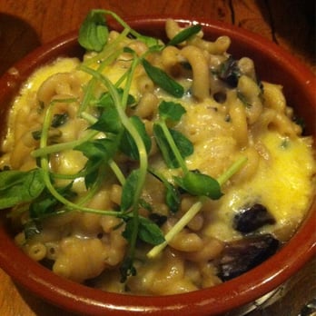 Jakes Bar & Stillroom - Macaroni cheese - Pubs Near Me - Leeds, XWY Jakes Bar & Stillroom - Macaroni cheese - Pubs Near Me - Leeds, XWY