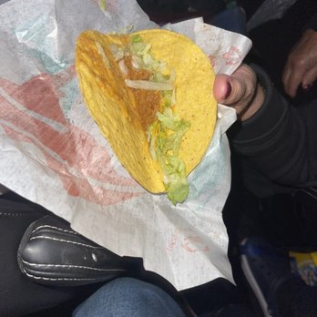 Taco Bell - Hard shell tacos that are UNACCEPTABLE! - Fast Food Near Me - Lake Park, Georgia