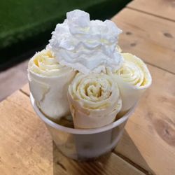 Bee’s Rolled Ice Cream - Sweet cream with whip