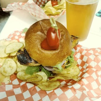 Canada's Wonderland - Delicious but overpriced burger - Amusement Parks Near Me - Vaughan, Ontario Canada's Wonderland - Delicious but overpriced burger - Amusement Parks Near Me - Vaughan, Ontario