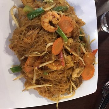 Pearl Cafe - Thai Near Me - Florissant, Missouri