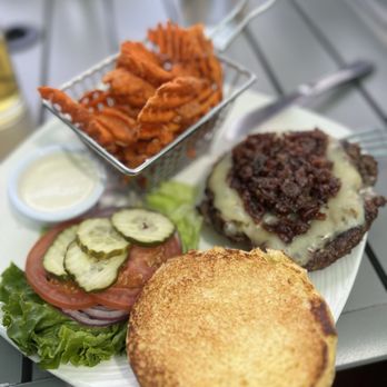 David's Grill - Back 9 Burger with bacon Jam - American Near Me - Sparks, Nevada David's Grill - Back 9 Burger with bacon Jam - American Near Me - Sparks, Nevada