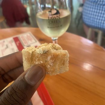 Fawn Creek Winery - Bread and cream cheese - Wineries Near Me - Wisconsin Dells, Wisconsin