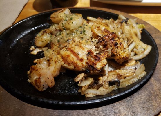 Applebee's Grill + Bar by null