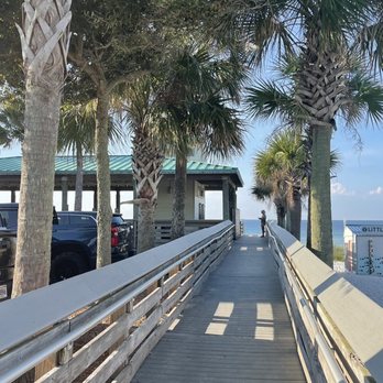 Crystal Sands beach - Beaches Near Me - Miramar Beach, Florida