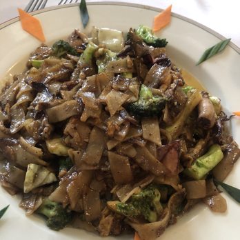 Thai Seafood - Beef Lime Sauce (Yum Num Tock) - Thai Near Me - Webster, Texas Thai Seafood - Beef Lime Sauce (Yum Num Tock) - Thai Near Me - Webster, Texas