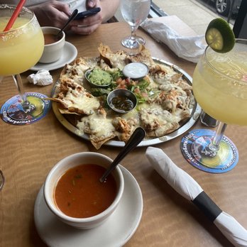 Cesar's Killer Margaritas - Broadway - Nachos & margaritas - Mexican Near Me - Chicago, Illinois Cesar's Killer Margaritas - Broadway - Nachos & margaritas - Mexican Near Me - Chicago, Illinois