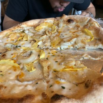 Old Town Tap - Sunchoke - Pizza Near Me - Truckee, California