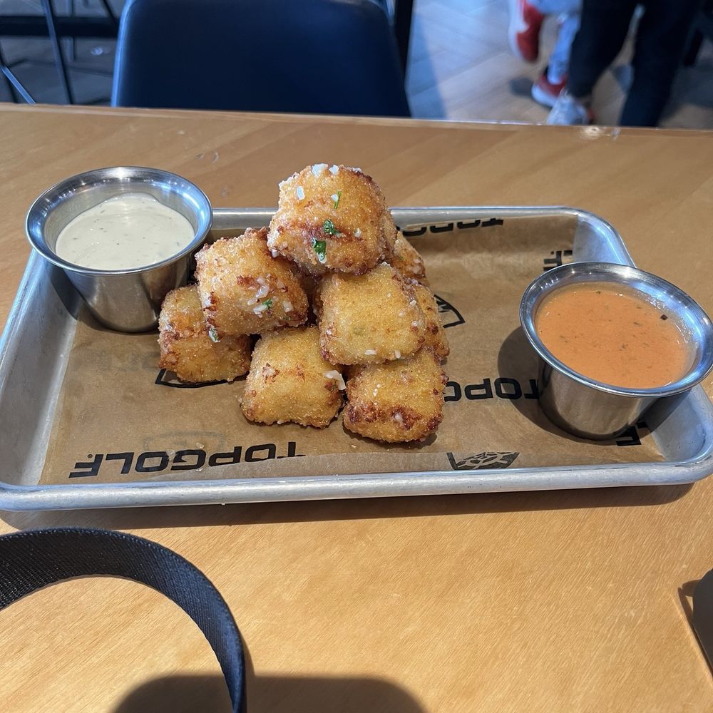 Topgolf - Golf Near Me - Chesterfield, Missouri