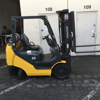 Stafford Lift Services - 2015 Komatsu FG25ST-16 - Truck Rental Near Me - Corona, California Stafford Lift Services - 2015 Komatsu FG25ST-16 - Truck Rental Near Me - Corona, California