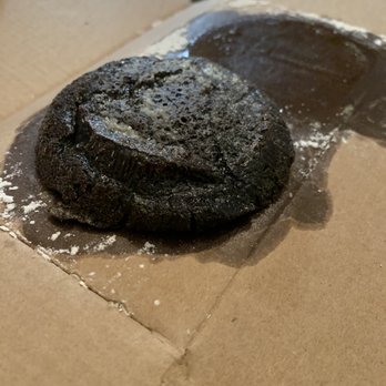 Domino's Pizza - Undercooked lava cake - Pizza Near Me - East Windsor, New Jersey