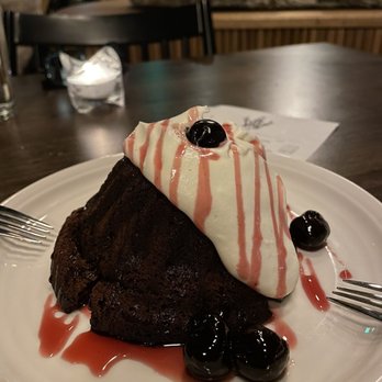 Wren & Wolf - Chocolate torte... dry unfortunately - Cocktail Bars Near Me - Phoenix, Arizona