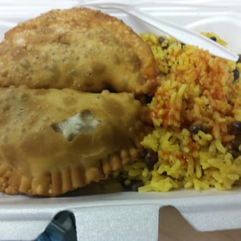 Latin Soul Grille - Beef empanda combo - Food Trucks Near Me
