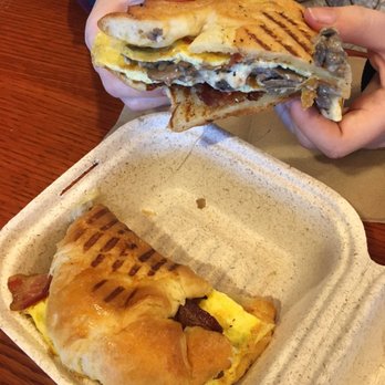 Berghoff Cafe - German Near Me - Chicago, Illinois