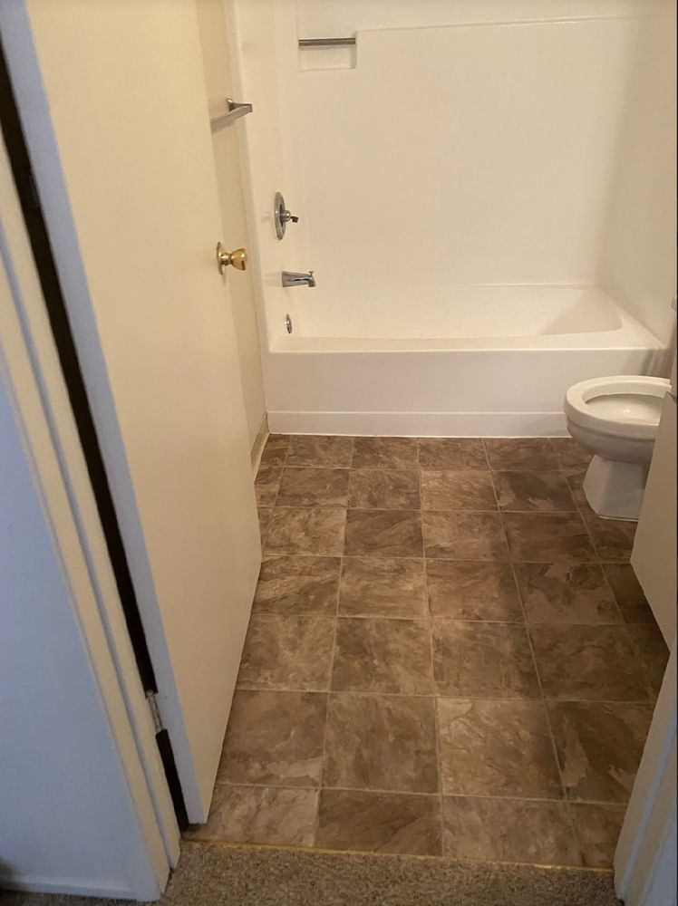 TOP2BOTTOM CLEANING Updated September 2024 13 Photos Yuba City