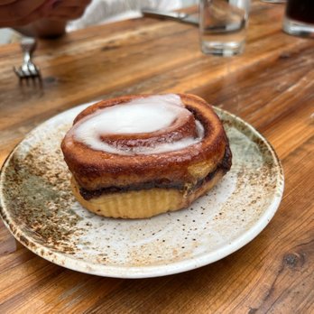 Stoneacre Garden - Cinnamon Bun - Bars Near Me - Newport, Rhode Island Stoneacre Garden - Cinnamon Bun - Bars Near Me - Newport, Rhode Island