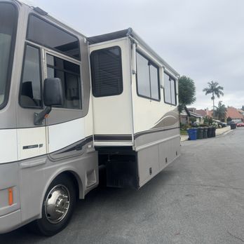 American Auto Detailing Response - Before buff and polished ( look for after picture - Auto Detailing Near Me - Jurupa Valley, California American Auto Detailing Response - Before buff and polished ( look for after picture - Auto Detailing Near Me - Jurupa Valley, California