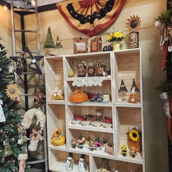 Market Street Creatives - Public Markets Near Me - Torrington, Connecticut