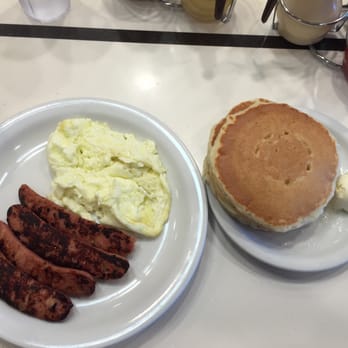 Eggs 'n Things - Chicken mango sausage, egg whites and pancakes Yum Yum - Breakfast & Brunch Near Me - Honolulu, Hawaii Eggs 'n Things - Chicken mango sausage, egg whites and pancakes Yum Yum - Breakfast & Brunch Near Me - Honolulu, Hawaii