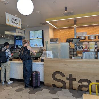 Starbird - Order kiosk - Chicken Shop Near Me Starbird - Order kiosk - Chicken Shop Near Me