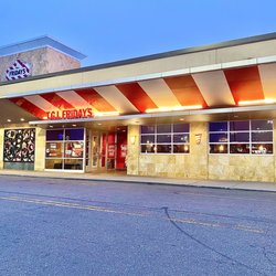 TGI Fridays Valley Stream - Front of location