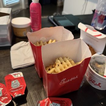Chick-fil-A - Fast Food Near Me - Newnan, Georgia Chick-fil-A - Fast Food Near Me - Newnan, Georgia