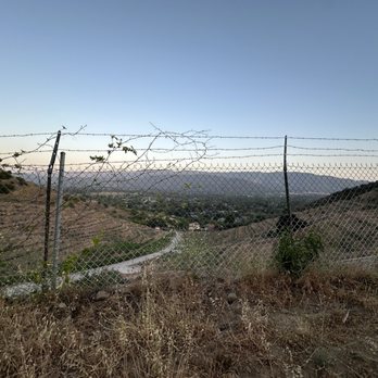 Ojai Valley Land Conservancy - Hiking Near Me - Ojai, California
