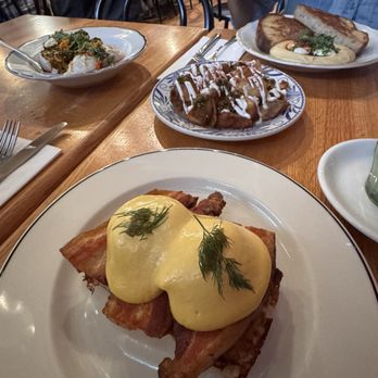 Clementine - benny - Cafes Near Me - Winnipeg, Manitoba Clementine - benny - Cafes Near Me - Winnipeg, Manitoba