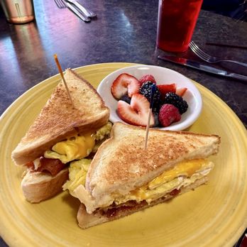 SBs Lakeside Love Shack - Breakfast Sandwich - Breakfast & Brunch Near Me - Henrico, Virginia