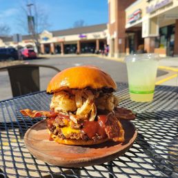 Roadhouse Burger