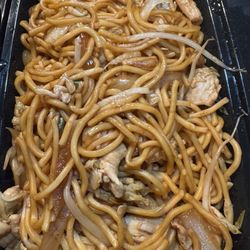 Chicken lo mein