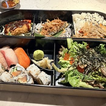 noii sushi - Noii lunch bento with sushi upgrade - Sushi Bars Near Me - Kirkland, Washington noii sushi - Noii lunch bento with sushi upgrade - Sushi Bars Near Me - Kirkland, Washington