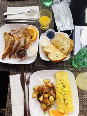 Dandelions Cafe by null