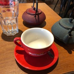 Boretto - Taza de té y teteras