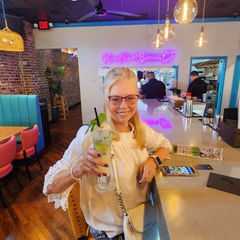 Mil Sabores - Mojito - Food Trucks Near Me - Bridgeport, Connecticut Mil Sabores - Mojito - Food Trucks Near Me - Bridgeport, Connecticut