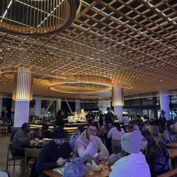Politan Row at Colony Square - Bar area