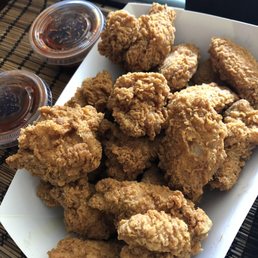 20 pc wings w/ sweet & sour sauce 20 pc wings w/ sweet & sour sauce
