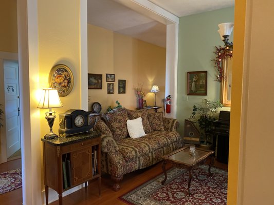 Old Wheeler Hotel by null