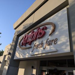 Ralphs - Super easy to find and is the main anchor tenant in the plaza