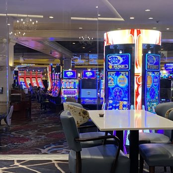 Earl Grey Cafe - View from inside - Breakfast & Brunch Near Me - Las Vegas, Nevada