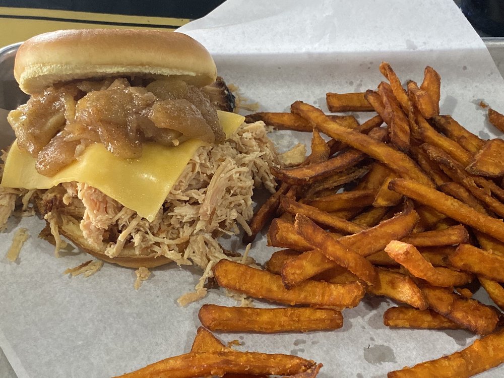 365 BAR & GRILL 17 Photos & 16 Reviews 1367 Wabash Ave, Terre Haute