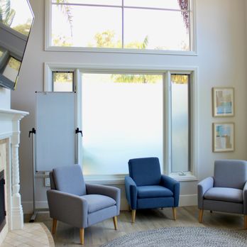 Evolve Teen Treatment Center - In the group room, teens participate in daily group therapy sessions, including DBT, and other evidence-based & experiential groups. - Counseling & Mental Health Near Me - Encinitas, California Evolve Teen Treatment Center - In the group room, teens participate in daily group therapy sessions, including DBT, and other evidence-based & experiential groups. - Counseling & Mental Health Near Me - Encinitas, California